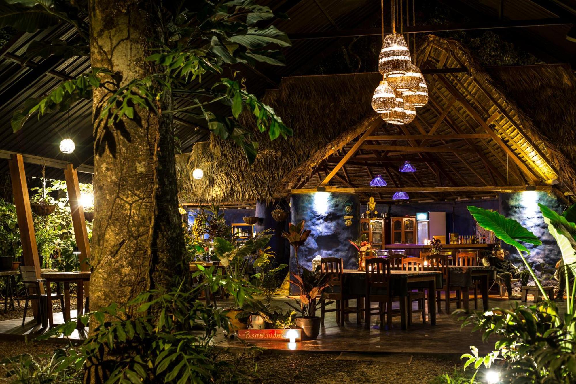 Kapievi Ecovillage Puerto Maldonado Buitenkant foto